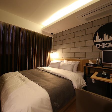 Hotel Chicago Changwon Eksteriør bilde