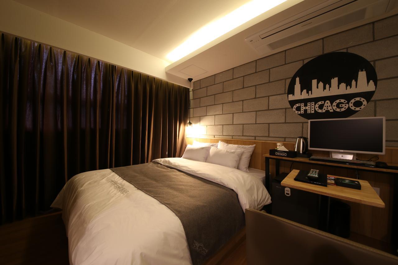Hotel Chicago Changwon Eksteriør bilde