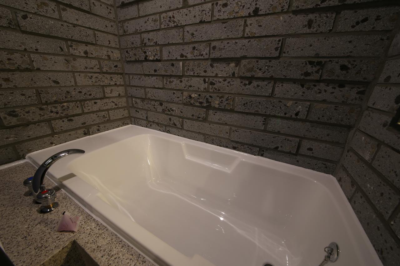 Hotel Chicago Changwon Eksteriør bilde