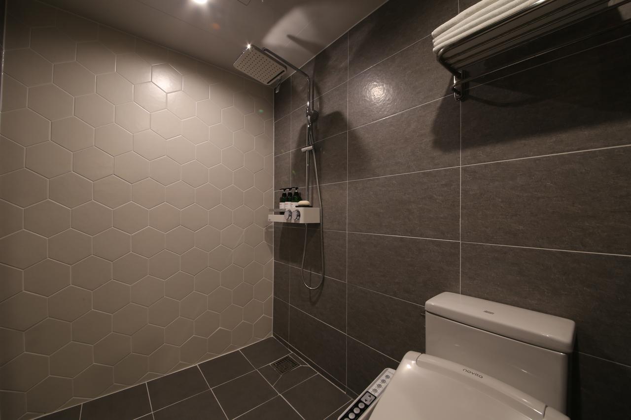 Hotel Chicago Changwon Eksteriør bilde